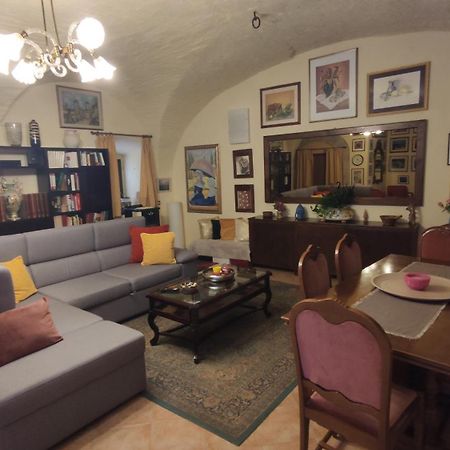Casa Vacanza Todi Antica Exterior foto