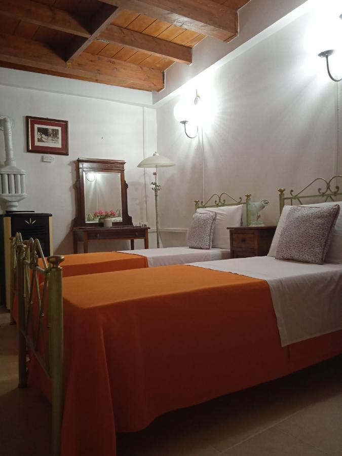 Casa Vacanza Todi Antica Exterior foto